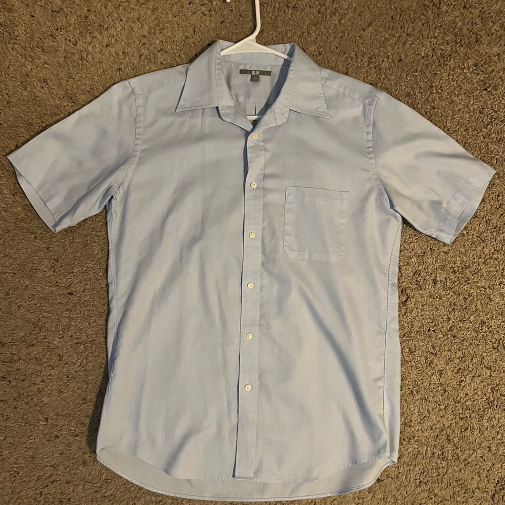 Uniqlo Blue Casual Button Down Shirt Short Sleeves